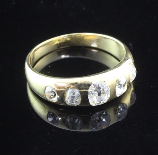 A late Victorian gold and gypsy set five stone diamond ring, size P.